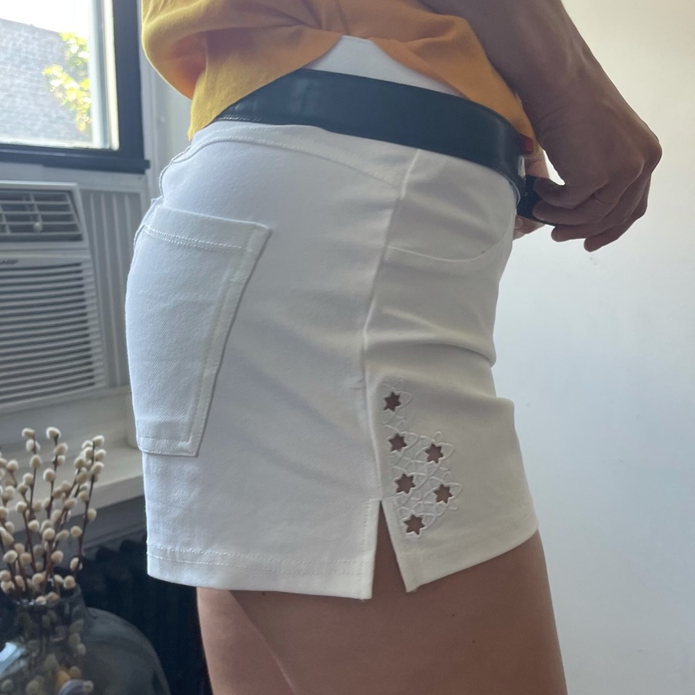 HUE White Jean Shorts with Star Cutouts